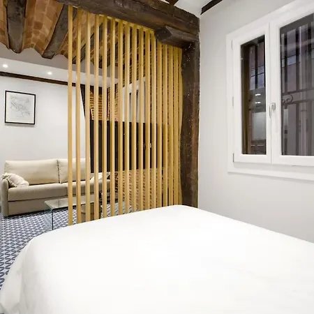 Etxeburu Appartement *